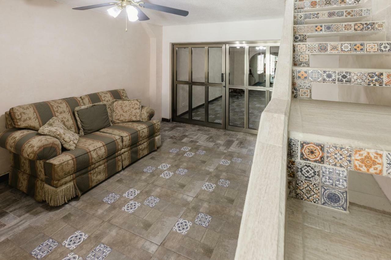 Suite Studio Serviced Apartments Merida Exterior photo